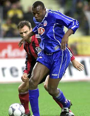 是进攻与防 是进攻与防